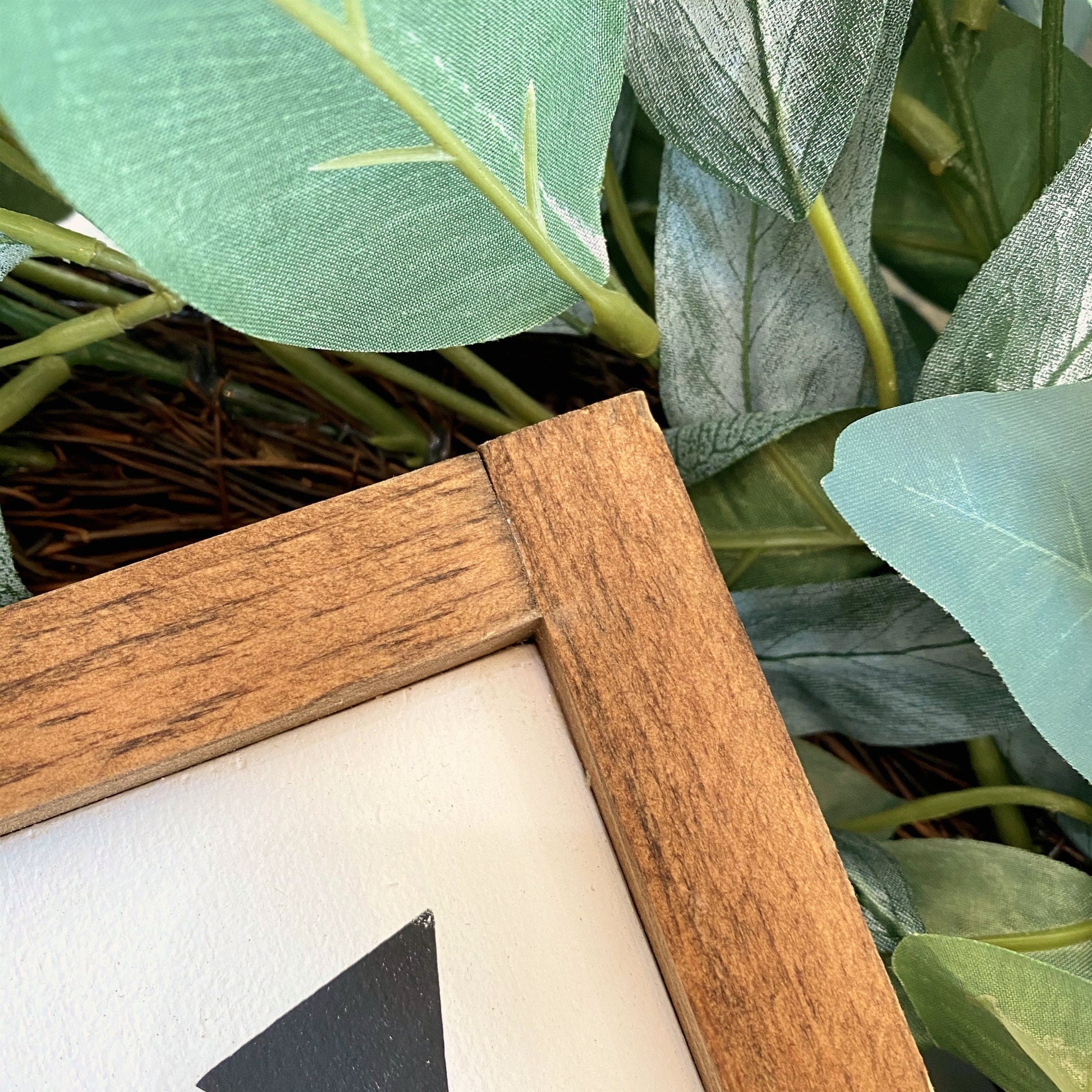 Arrow Wood Sign , Love Arrows, Anniversary Gift, Love Arrow Wall Sign, Rustic Wood Sign, Valentine Gift, Gallery Wall Love Sign