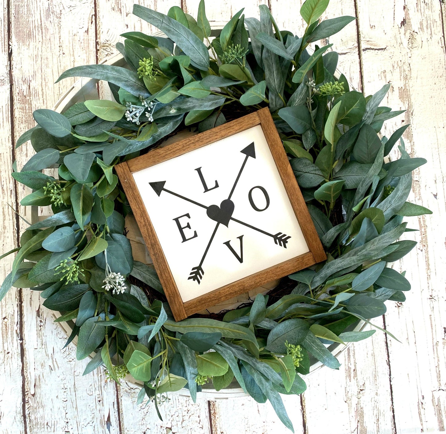 Arrow Wood Sign , Love Arrows, Anniversary Gift, Love Arrow Wall Sign, Rustic Wood Sign, Valentine Gift, Gallery Wall Love Sign