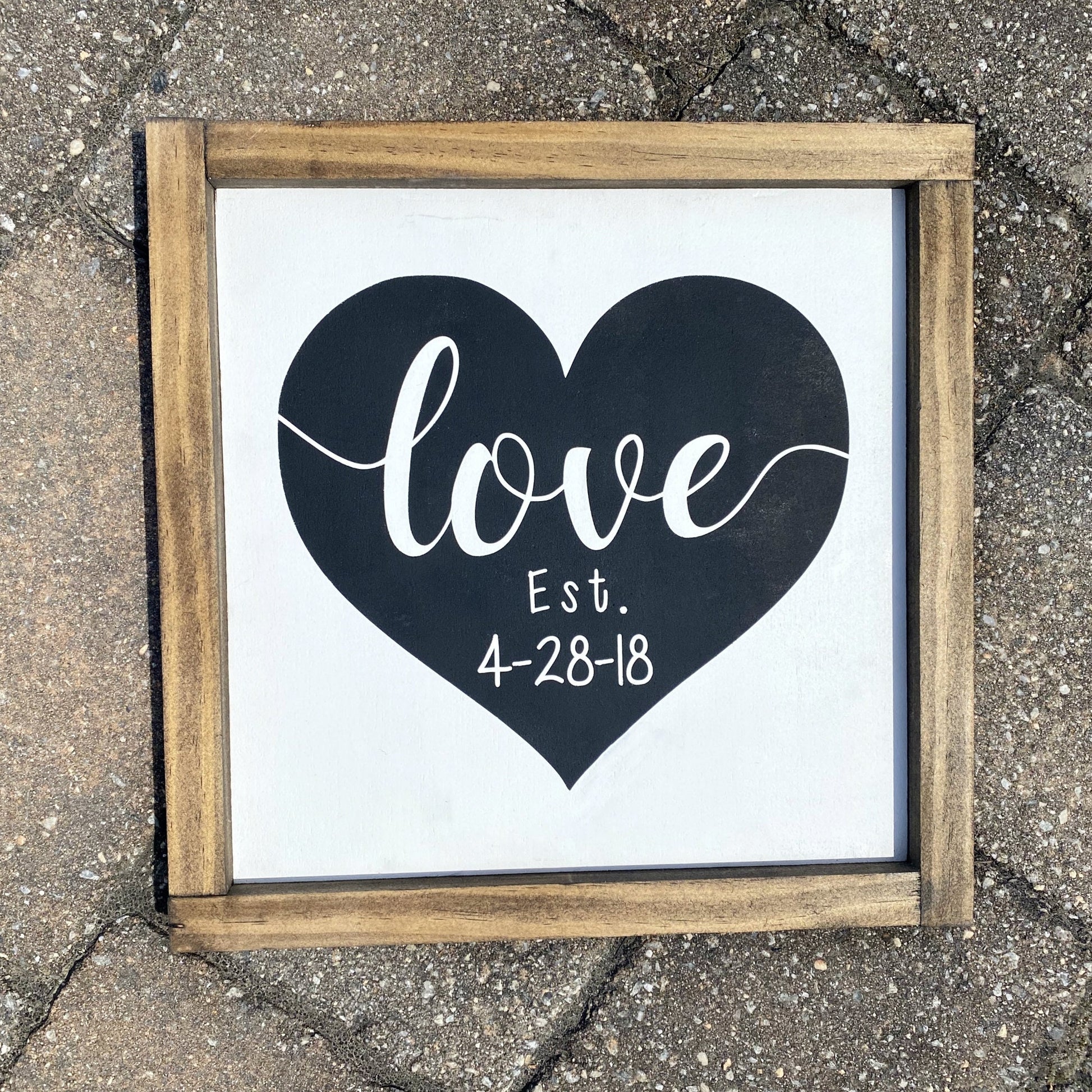 Love Wood Sign, Heart Sign with Established Date, Valentines Gift, Shower Gift, Anniversary, Wall Decor, Custom Wood Sign, Farmhouse Decor,