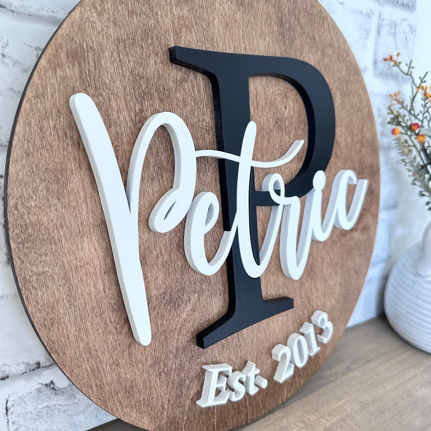 Personalized Family Name Round Wood Sign, Established Year, Last Name Sign, Housewarming Gift,  Personalized Family Wood Sign, Wedding Gift,
