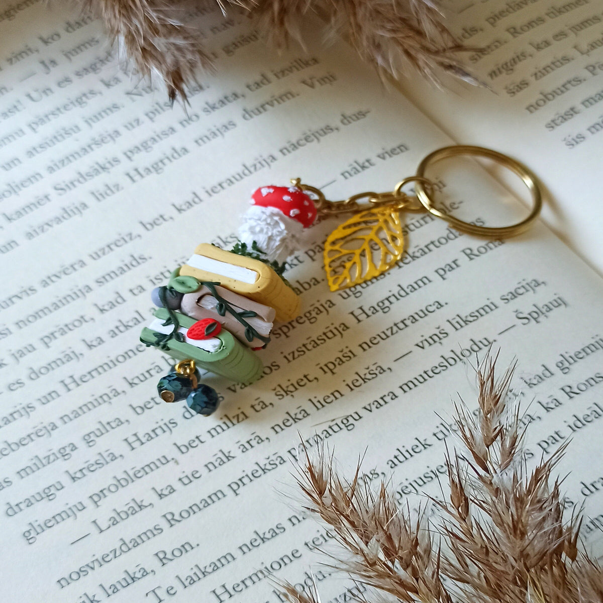 Mushroom Keychain | Book Keychain | Bookish Gift | Woodland Keychain | Polymer clay Keychain | Booklover | Back-to-school | Bookworm